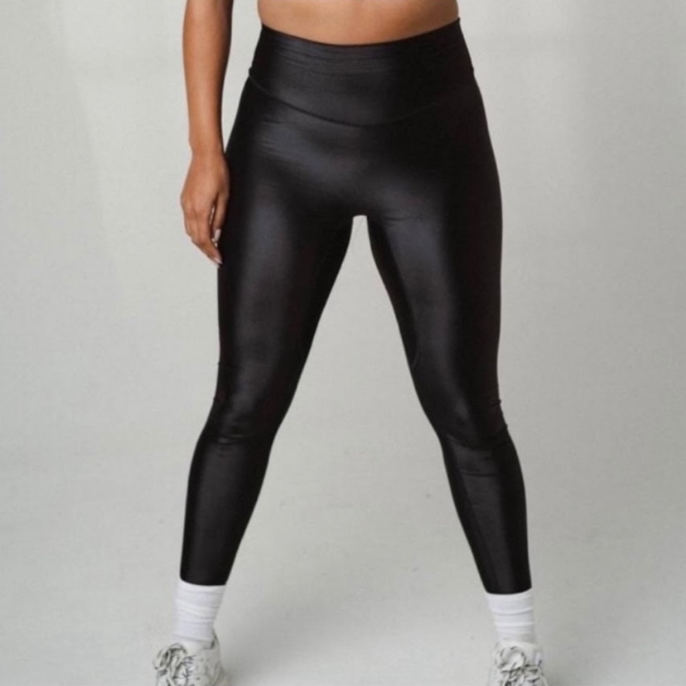 Liquid metal pants